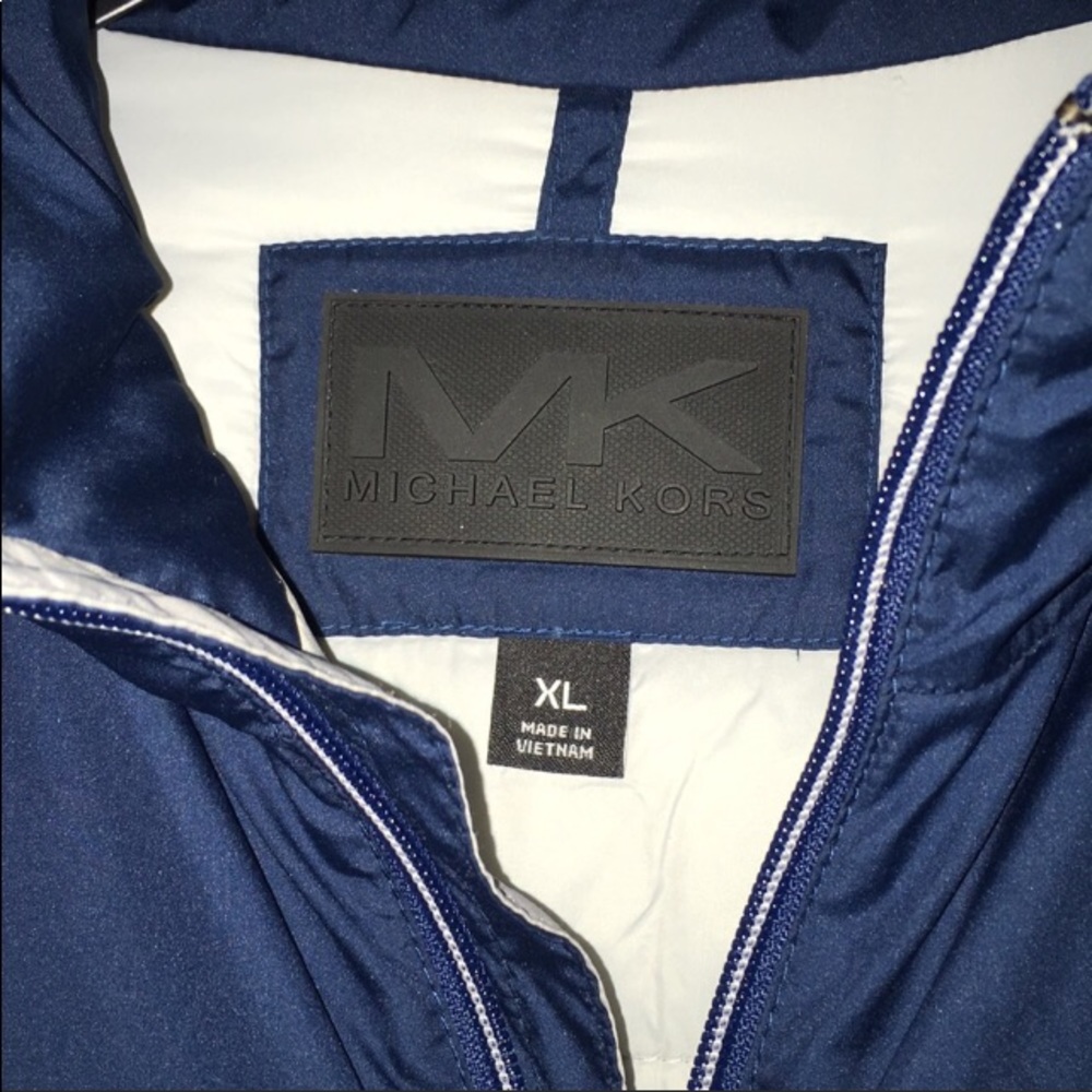 Michael Kor’s XL Grey & Blue light weight Jacket - Picture 2 of 4